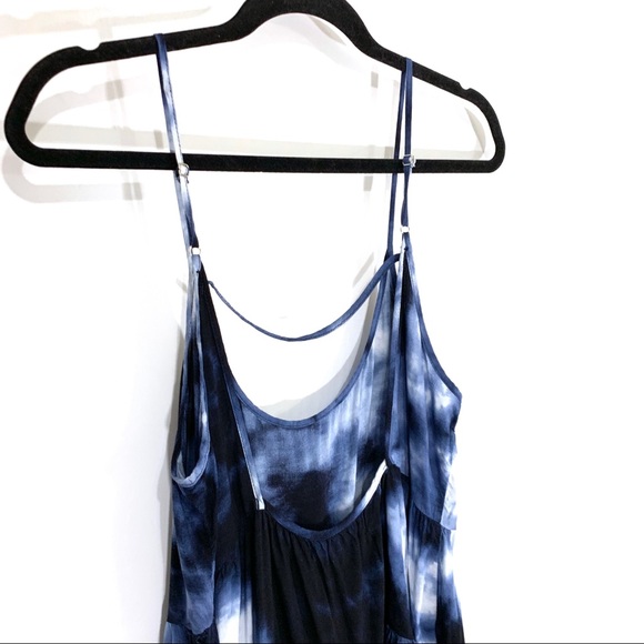 Brandy Melville Blue Tie-Dyed Tiered Dress - Picture 5 of 8